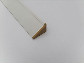 94110 заглушка правая бежевая  к плинтусу PL